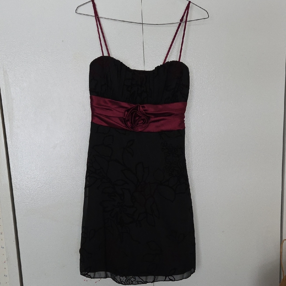 Speechless Black and Burgundy Mini Dress